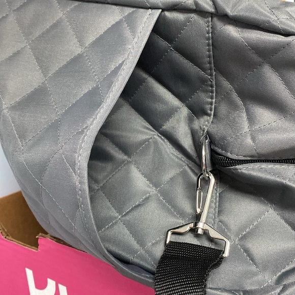 Overnight Bag - Picture 6 of 8